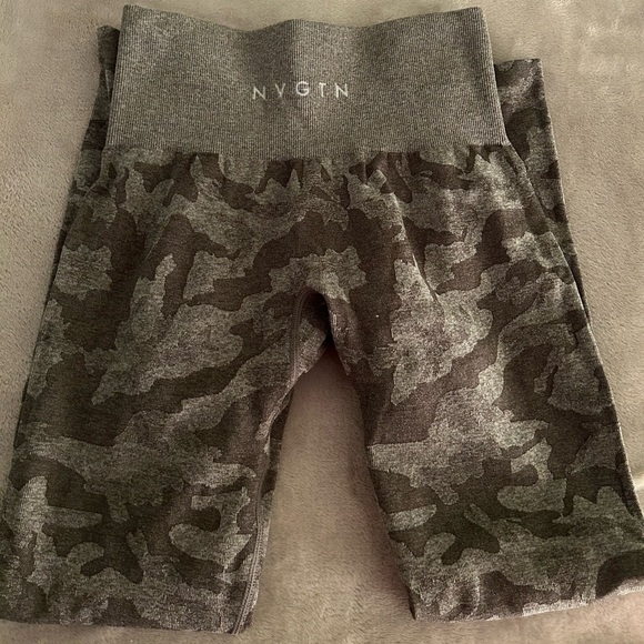 NVGTN KHAKI GREEN LEGGINGS - Picture 1 of 2